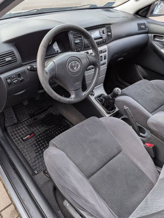 Toyota Corolla  1.6 E12