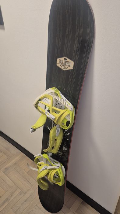 Deska snowbordowa Bullwhip  300 evo z wiązaniami