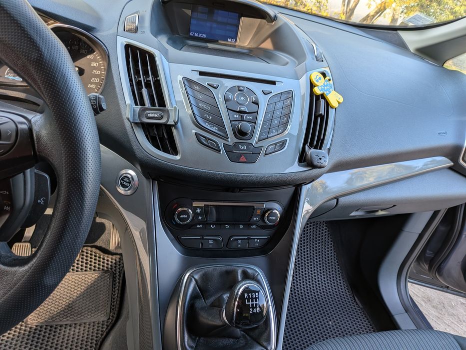 продам автомобіль Ford Cmax 2.0