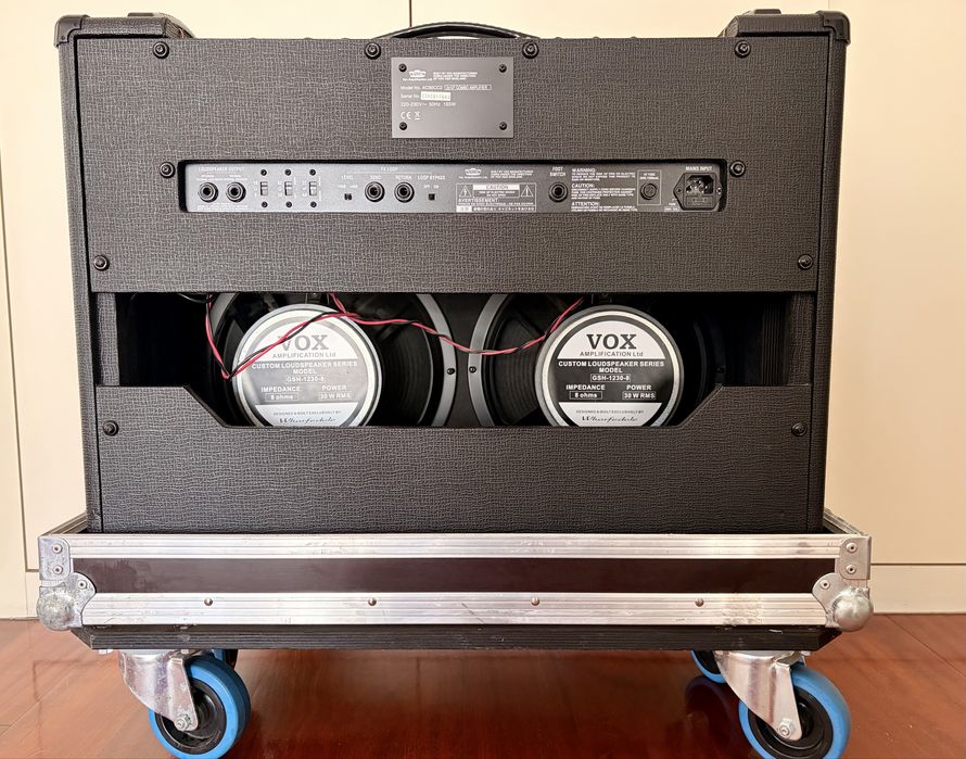 VOX AC30 CC2 — Caldwell Mod — Flight Case — raro — 975 €