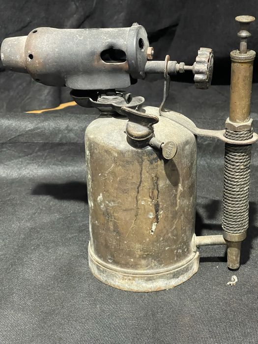 Лампы паяльные Швеция