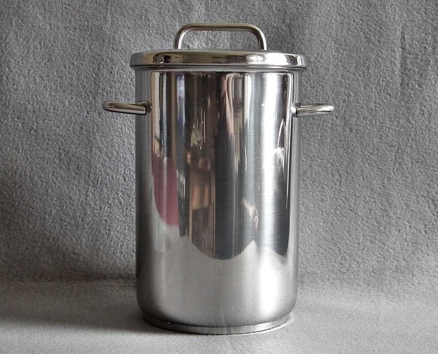 Niemiecki garnek do szparagów WMF 16cm, o pojemności 4,8l