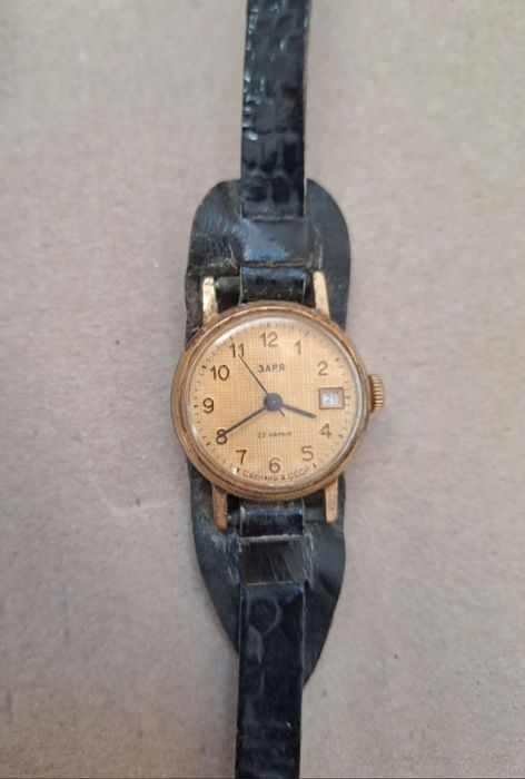 Годинник механічний СССР Заря