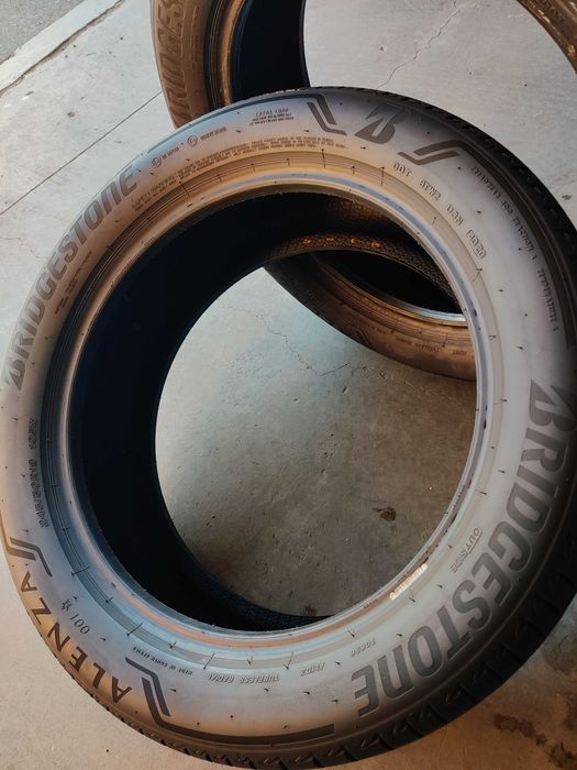 2шт R19 245 50 літні шини Bridgestone Alenza 001 добрий стан