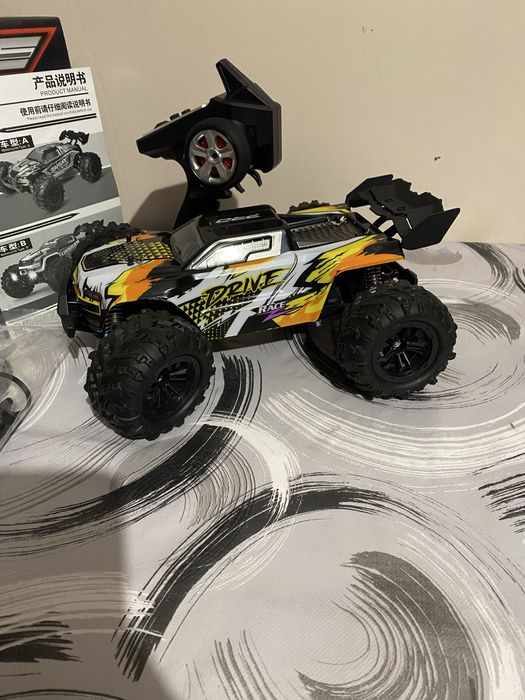 Продам Машинку на пульті керування Drive Pro Q117B