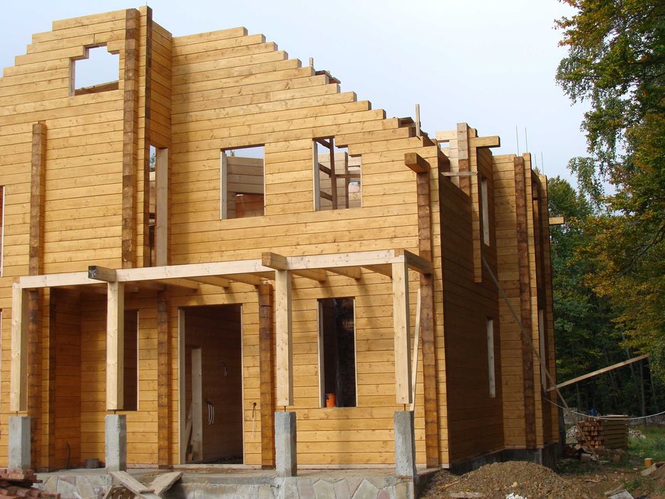 Стіновий клеєний брус 200х200