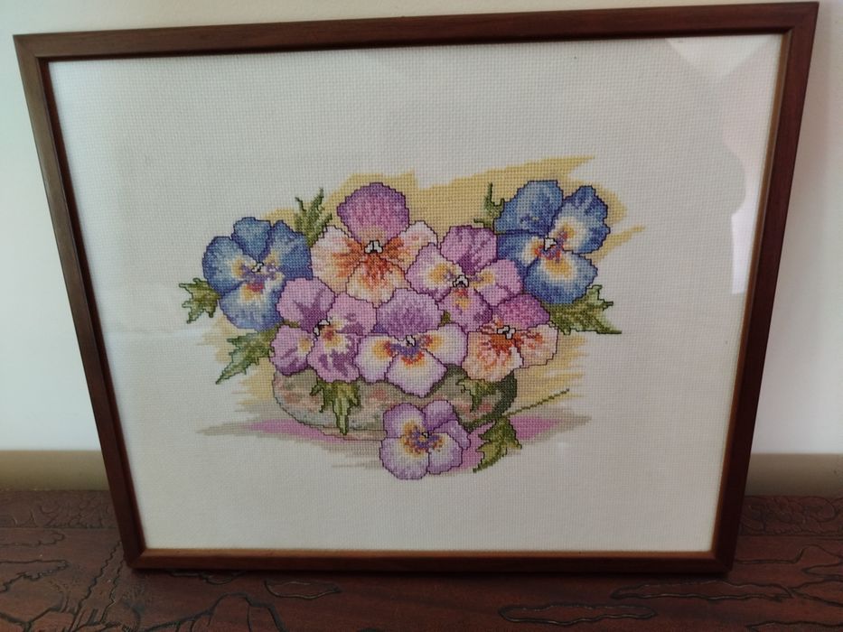 Quadro bordado a ponto cruz