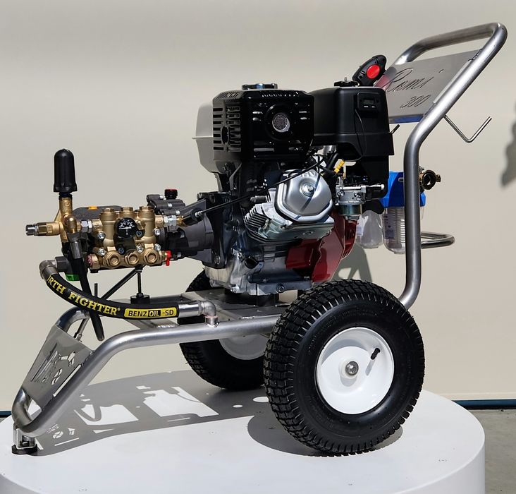 Myjka ciśnieniowa spalinowa ROMI 300 SPi/H 240 bar 21 l/m