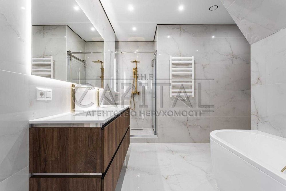 Новий ремонт! 112 квадратних метрів у житловому комплексі "Delmar"