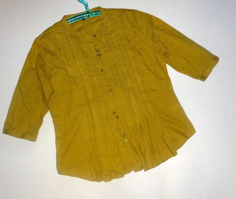 _HIJK_Fajna bluzka koszulowa do pracy _R.42/44_