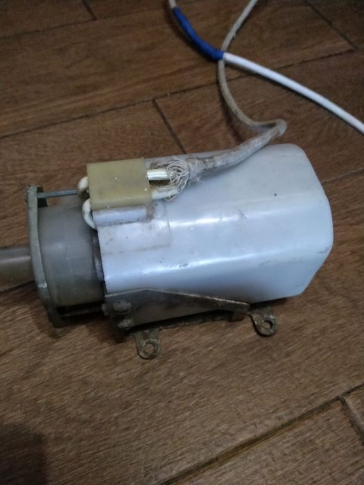 Продам бу электродвигатель