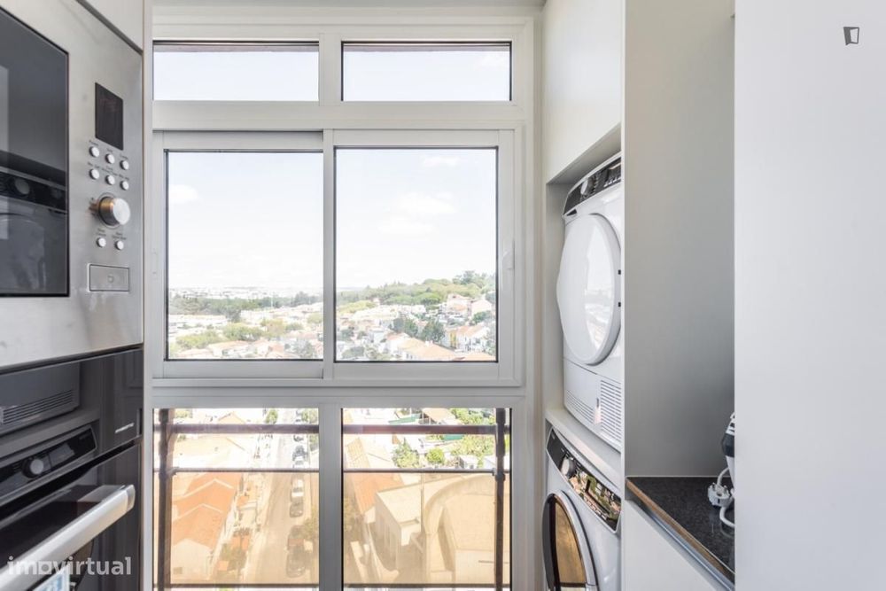 Apartamento com 2 quartos - localizado em Ajuda Lisbon