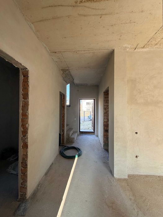 Продаж 4-кім 2-пов будинку 123 м кв Зимна вода 9 км від центру Львова