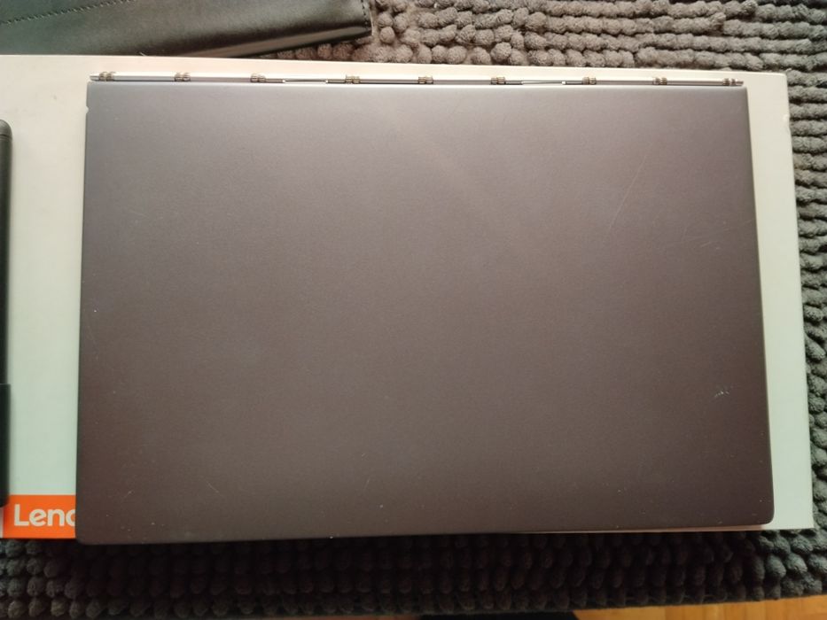Lenovo Yoga Book tablet z Androidem i LTE komplet bdb