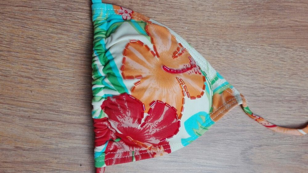 Bikini w kwiaty rozm. 38