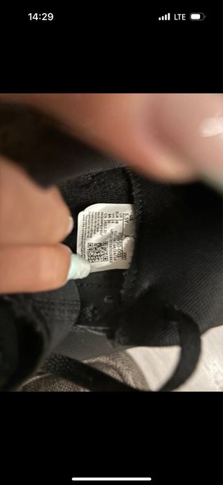 Air jordan 4 spizike black