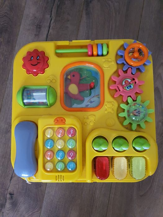 Brinquedo interátivo para bebé