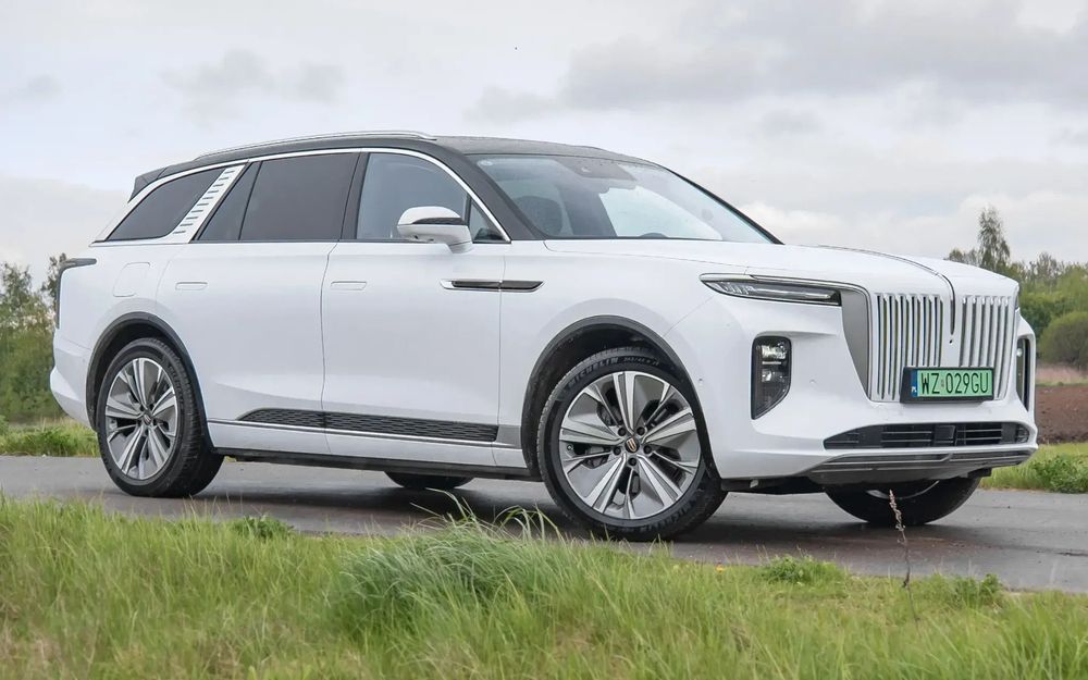 Hongqi E-HS9 Hongqi E-HS9 President 2023 4WD 99 kWh