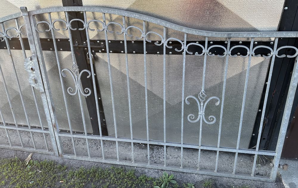 Brama wjazdowa stalowa dwuskrzydłowa 3 metry