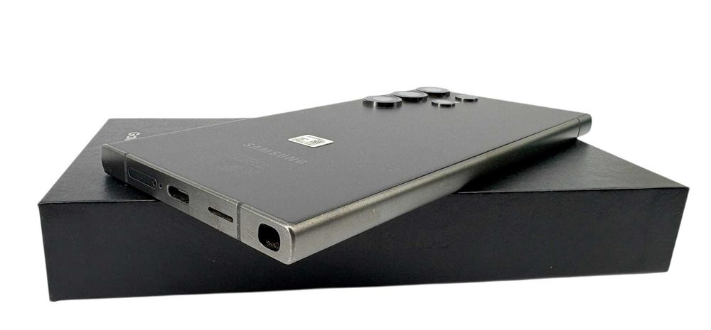 Samsung S24 Ultra 12/256gb