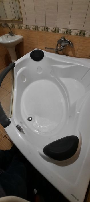 Ванна акриловая 150/150