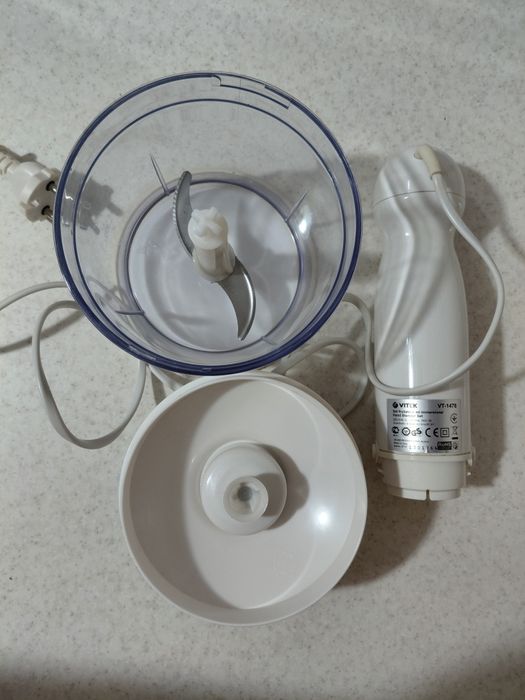 Чаша з ножем для блендера Вітек 1478