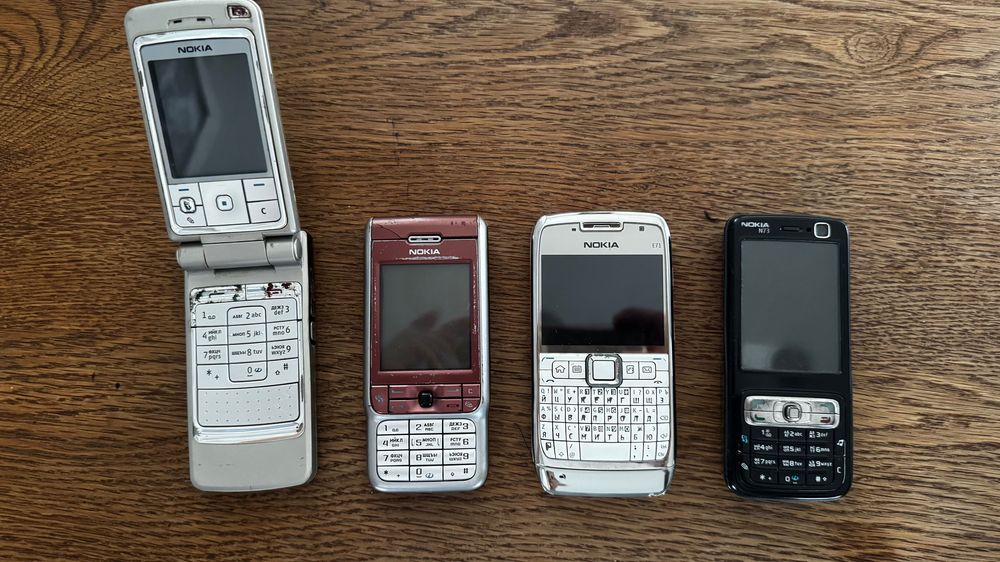 Nokia 3230 6260 N73 E71