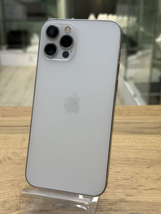 iphone 12 pro white - купити телефони та аксесуари - Ціна на