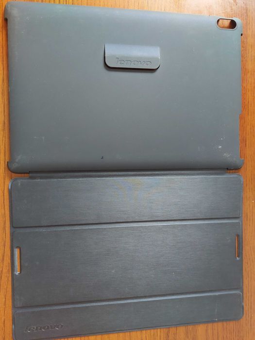 Etui oraz klawiatura bluetooth Lenovo A10