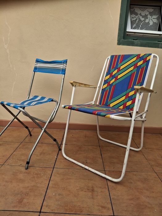 Cadeiras de praia ou campismo
