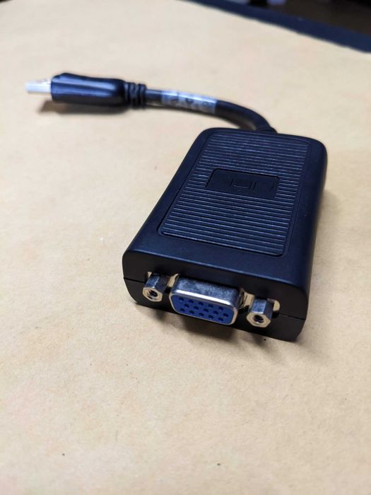 DisplayPort to VGA Adapter64172213241730121