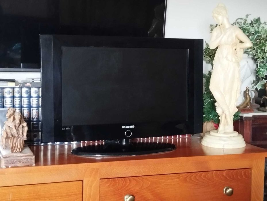 Televisão / TV / LCD Samsung 26''