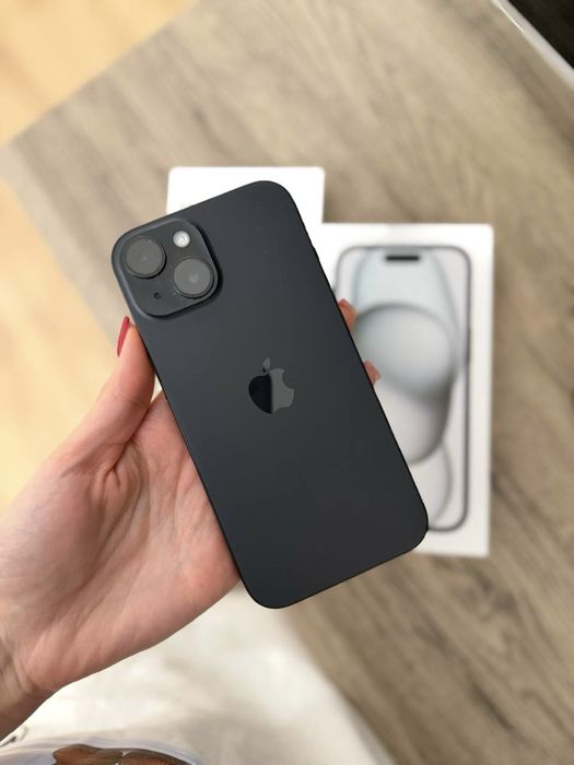 Продам iphonne 15 128gb