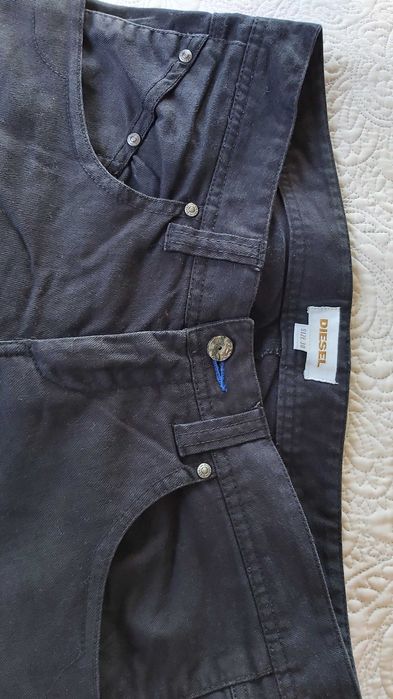 Calças de ganga da Diesel.