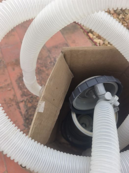 Bomba para piscina Bestway como nova