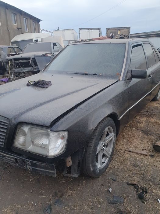 Mercedes W124 E220 1994г m111