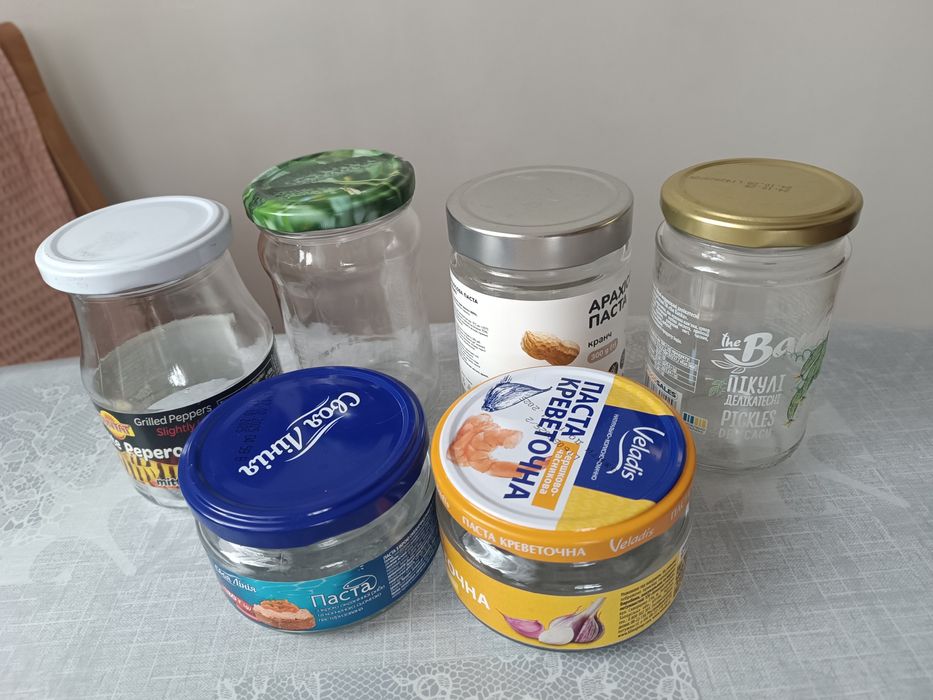 Банки із кришками твіст