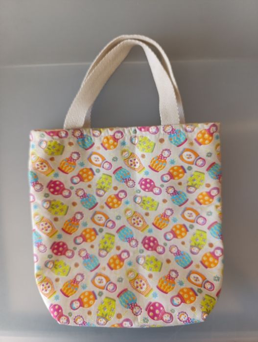 Bolsa para criança.