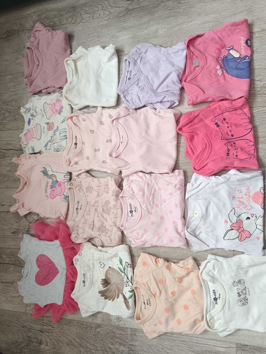 Body dla dziewczynki 19 sztuk