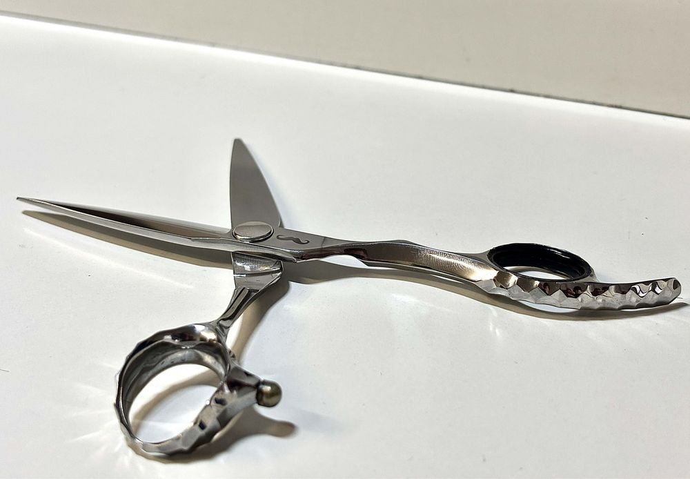 Mr Mustache Engrave 6’0 nozyczki fryzjerskie