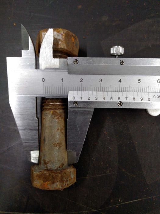 болт м16 . с гайкой