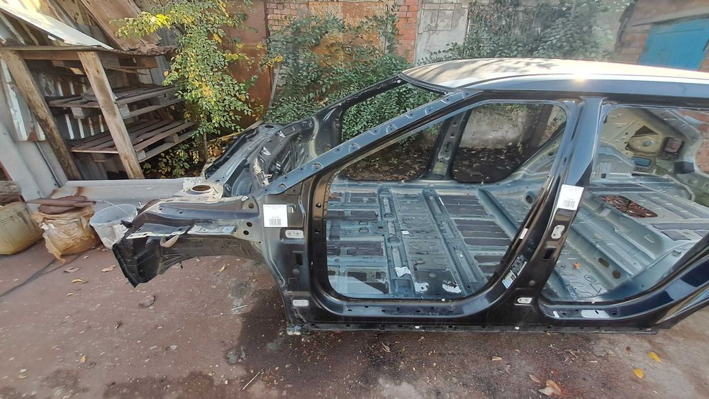 KIA EV6 22-26 КИА ЕВ 6 22-26 четверть перед зад с разборки