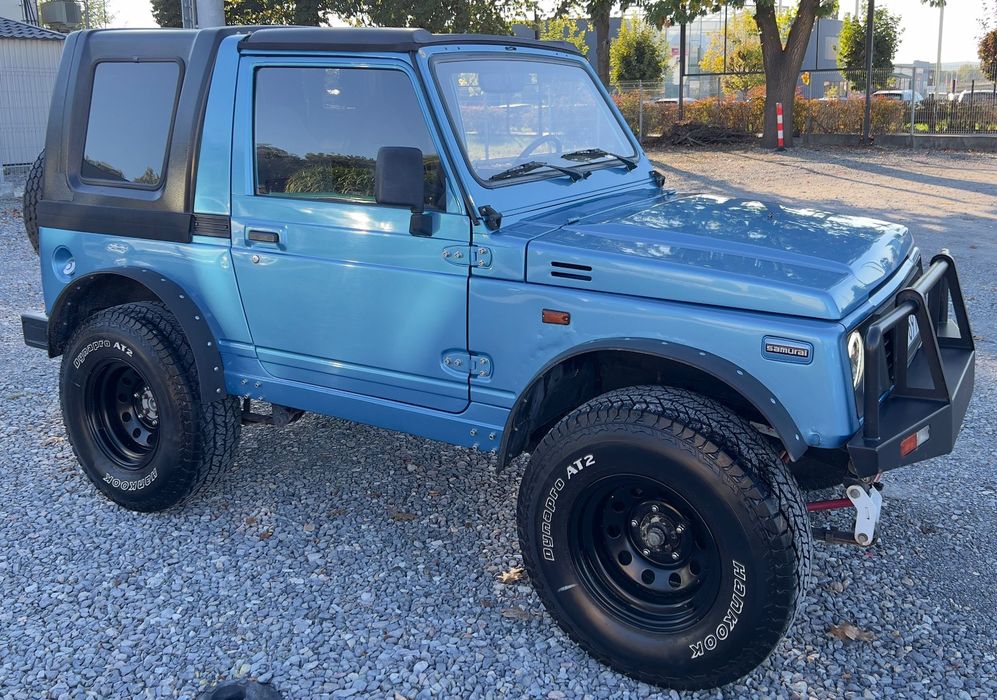 Suzuki Samurai