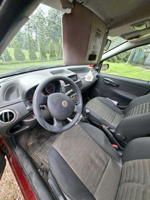 Sprzedam auto Fiata Punto