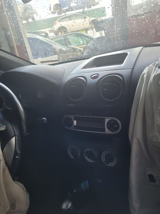 Mitsubishi Colt, 1124cc, de 2010 ás peças.