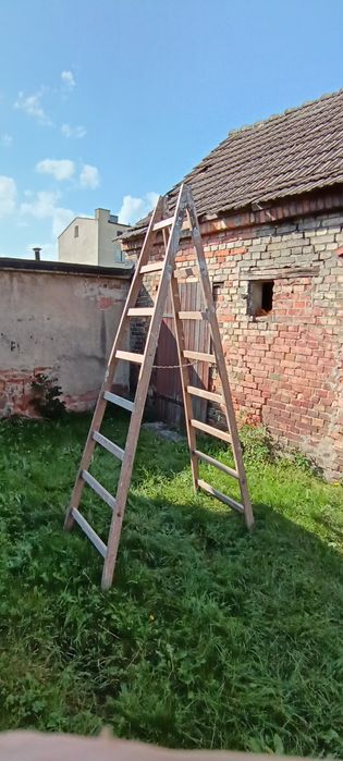 Drabina drewniana 2,5 m wysokości