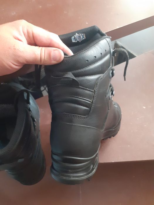 Продам зимние ботинки HAIX 42 размер