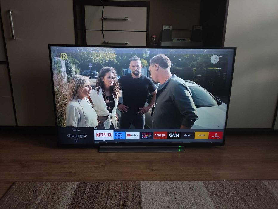 Telewizor LED 4K, smart tv, toshiba 49" 49UL5A63DG. Uszkodzony
