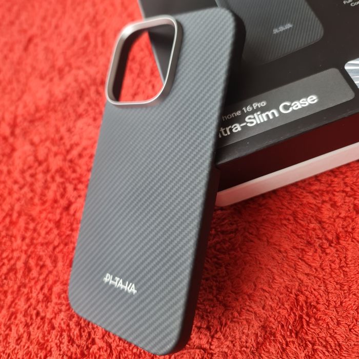 Etui pitaka Iphone 16 pro