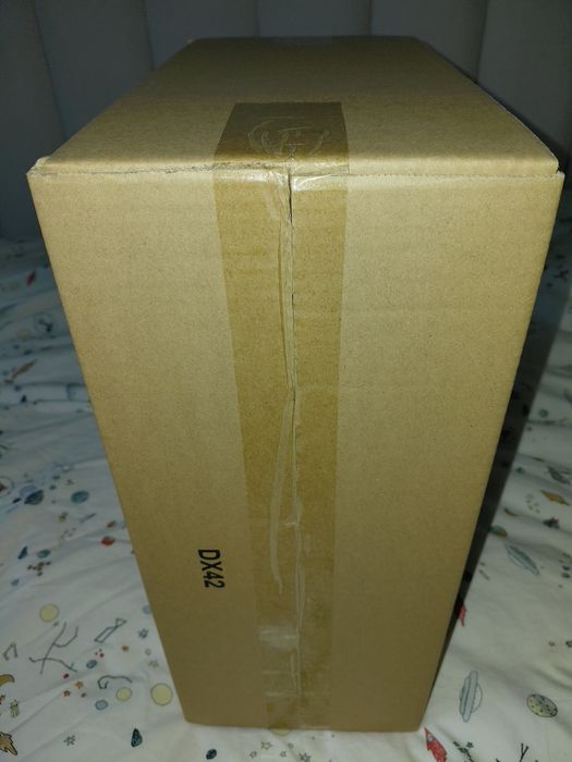 Hot Toys The Joker 1/6th Scale Figure (DX42) MISB